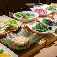 ビュッフェ台旬の食材コーナー（季節により内容が変更されます）