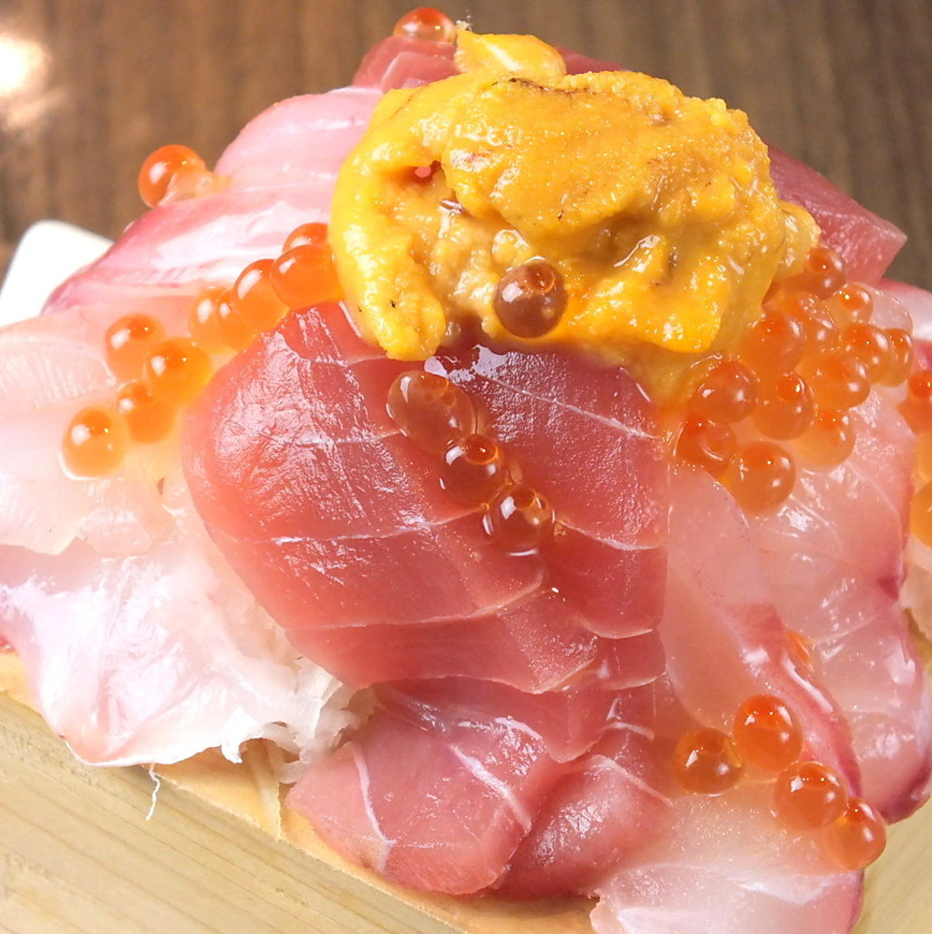 炭火焼き鶏 食ダイニング 秦野店の写真ギャラリー