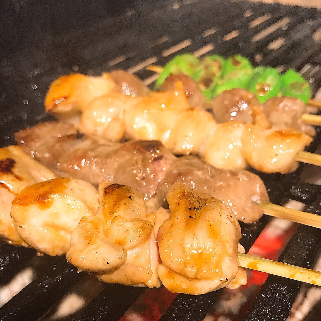 炭火焼き鶏 食ダイニング 秦野店の写真ギャラリー