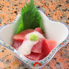 マグロぶつ