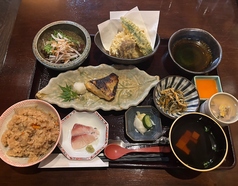 やまかごのおすすめランチ1