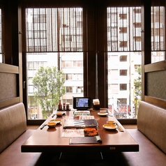 団体のお客様もご案可能な店内★【渋谷で居酒屋・蟹・海鮮・和食のお店をお探しなら北海道へ】