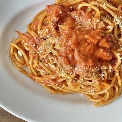 パンチェッタと玉ねぎのアマトリチャーナ