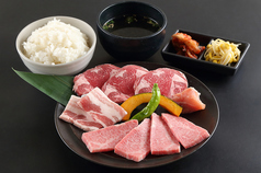 ランチメニューご注文は、ご飯、スープおかわり自由！