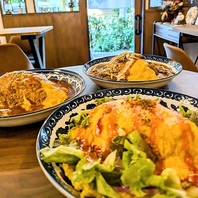ランチは【オムライス専門店】