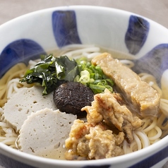 かまぼこうどん(五島うどん)