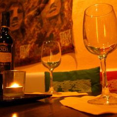 ソファー席での貸切りは最大28名まで可能