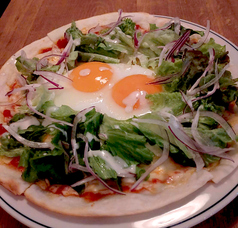 目玉焼きのpizza  Sunny Side UP