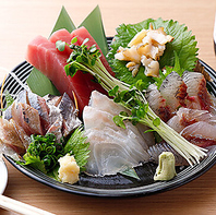 豊洲市場直送の鮮魚を使用した絶品お刺身をご提供します