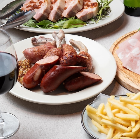 【結婚式2次会に◎】東京駅、大手町駅からもアクセス抜群のダイニングバー