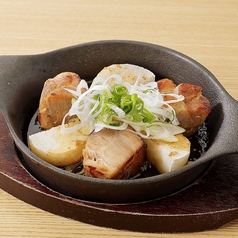 豚角煮と長芋　炭火焼き