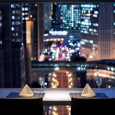 マンハッタンテーブル MANHATTAN TABLE 新宿ワシントンホテルの画像
