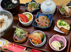 彩り遊膳「椿」※お昼のメニュー