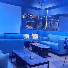 6～10名様まで店舗貸切承っております。貸切料金は8名様分～頂戴しております。