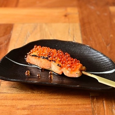 サーモンのイクラのせ