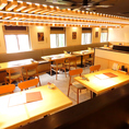 大人数でのご宴会向けのお席をご用意いたしました！寛ぎながらご宴会をお楽しみ頂けます。会社宴会や誕生日・記念日のお祝いなどシーンや人数に合わせてご利用ください。