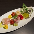 料理メニュー写真 海鮮の花カルパッチョ
