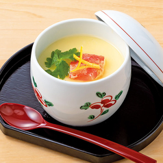 魚介の出汁がきいた茶碗蒸し