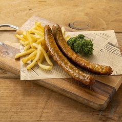 粗挽きスモークソーセージ(フライドポテト付き)