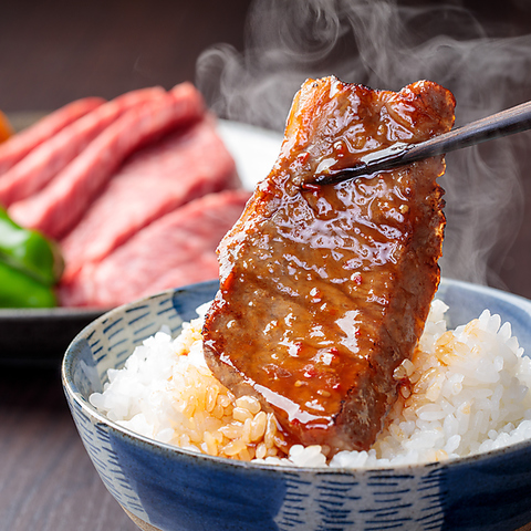 ガッツリ焼肉は【カルビ市場】！大満足！食べ放題&飲み放題3178円(税込)～！