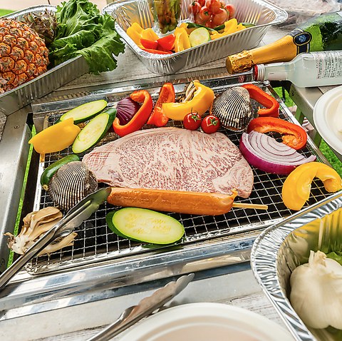 開放的な屋上ガーデンテラスで手ぶらでBBQを楽しもう♪