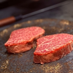 厳選して仕入れた肉!仕入れにこだわっています◎