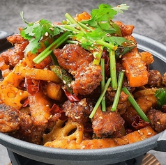 四川風鶏肉の干鍋炒め