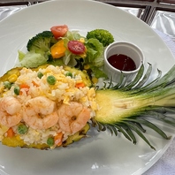 【色彩豊かな料理】