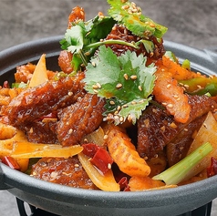 牛センマイの四川風干鍋炒め