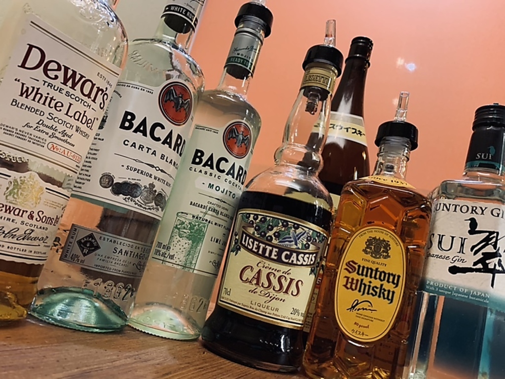 様々なリキュールもご用意しております。お酒好きの方にもってこいなお店です。