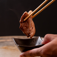 旨味を閉じ込める名物水晶焼き