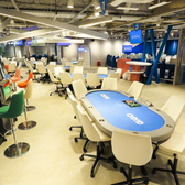 GiGO POKER ギーゴ ポーカー 新宿の雰囲気2