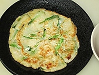 にらチヂミ　４８４円