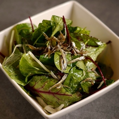 ジャコとエゴマの塩サラダ