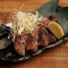 炭火焼きネギ塩牛タン