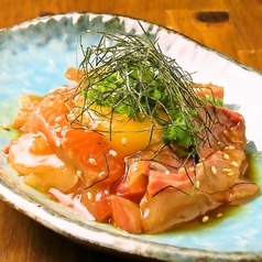 海鮮ユッケ