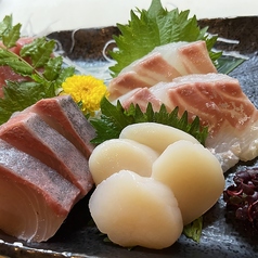 お造りの盛り合わせ(3人前)
