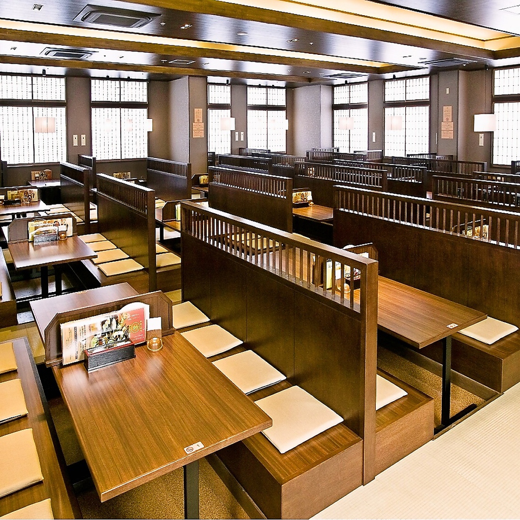 120名まで宴会可能な大座敷！！掘りごたつが嬉しい広々ラクラク宴会♪