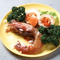 定番から少し変わり種まで豊富な韓国料理！
