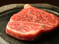 料理メニュー写真 牛ヒレ肉の阿蘇山溶岩焼き
