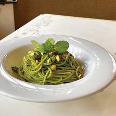 【5、6月】ピスタチオとルッコラのジェノベーゼ