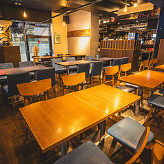 人数に合わせて席配置は自由自在！何なりとご相談ください！！