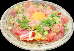 旨みがあふれでる！三崎まぐろのユッケ