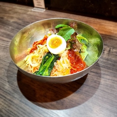 ビビン麺