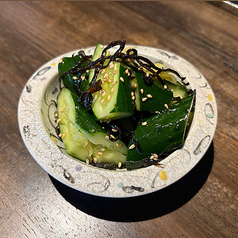 きゅうり塩こんぶ和え