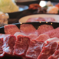 崎牛・仙台牛・村上牛など厳選国産黒毛和牛の贅沢焼肉