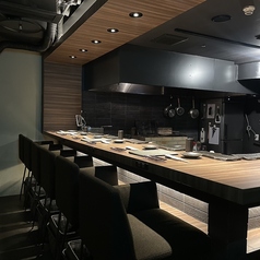 1～8名様迄ご利用可能なカウンターです。お一人様大歓迎♪