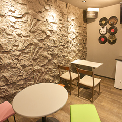 9527 キュウゴニナナの特集写真