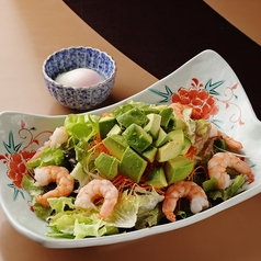 海老とアボカドのシーザーサラダ