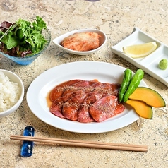 焼肉レストラン ROINS ロインズ 久茂地国際通り店のおすすめランチ3